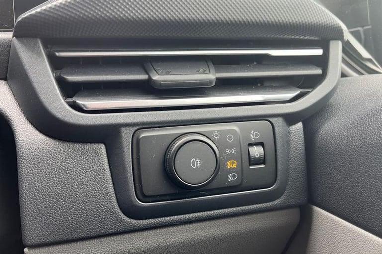 2024 Ford Transit Custom 280 Limited L1 SWB 2.0 EcoBlue 136ps Low Roof, DEMO Manual Panel Van Die...