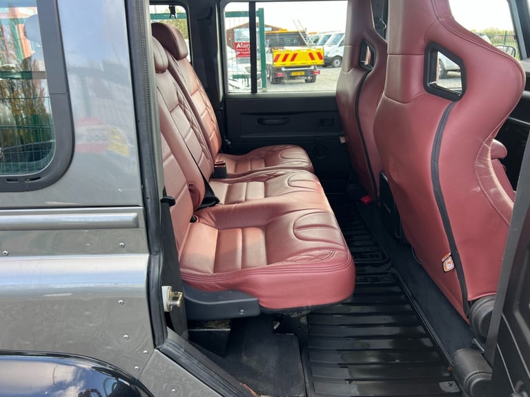 2007 Land Rover Defender XS Station Wagon TDCi ESTATE Diesel Manual