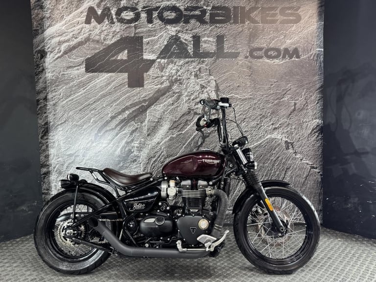 TRIUMPH BONNEVILLE BOBBER 2020