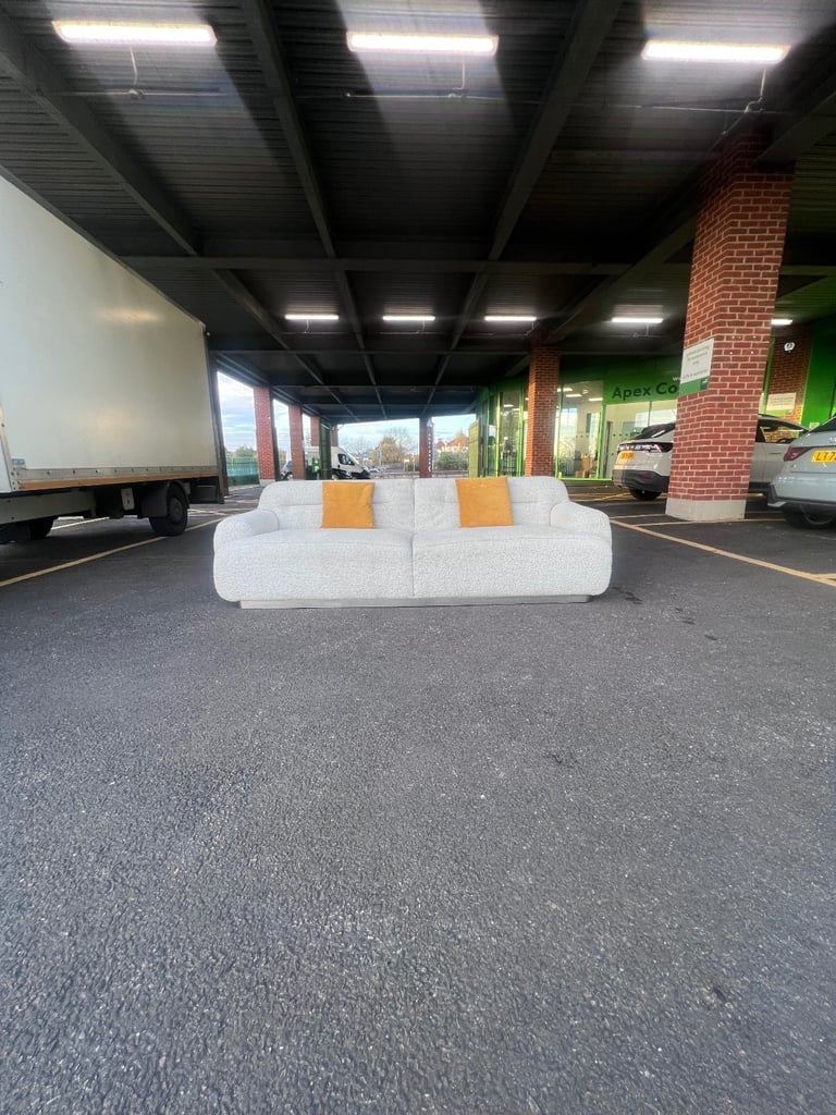 Cream Boucle CB2 Logan 4 Seater Sofa DELIVERY AVAILABLE 