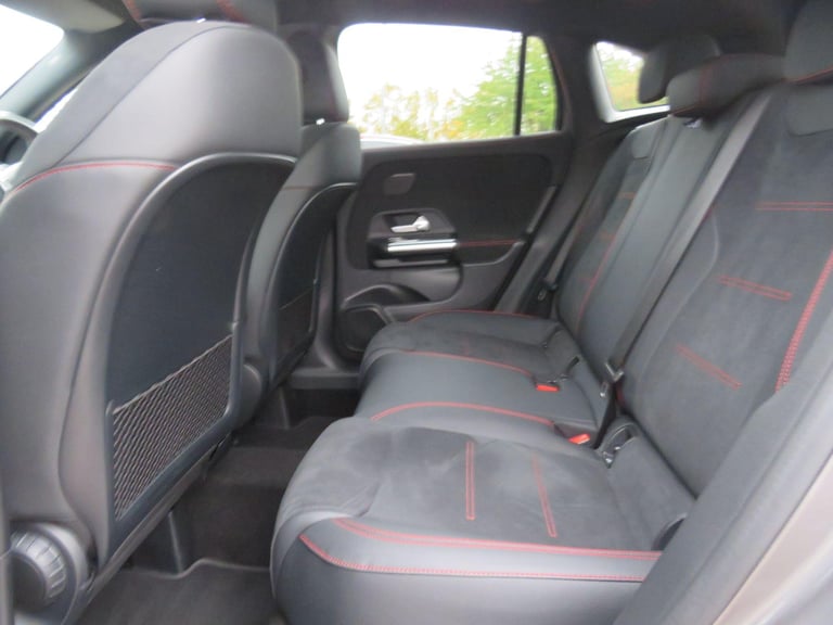 2024 Mercedes-Benz GLA 2.0 GLA220d AMG Line (Premium) SUV 5dr Diesel 8G-DCT 4MATIC Euro 6 (s/s) (...