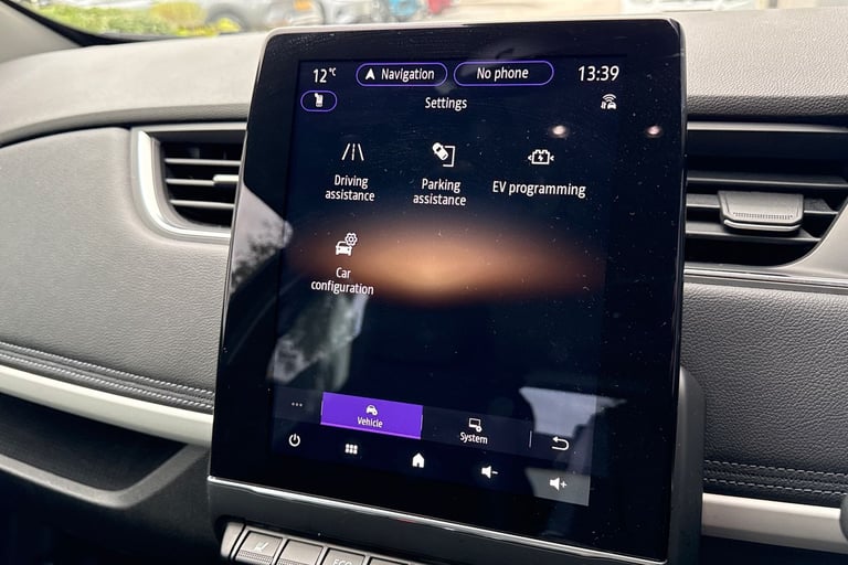 2022 Renault Zoe R135 EV50 52kWh Iconic Auto 5dr (Boost Charge) Hatchback ELECTRIC Automatic