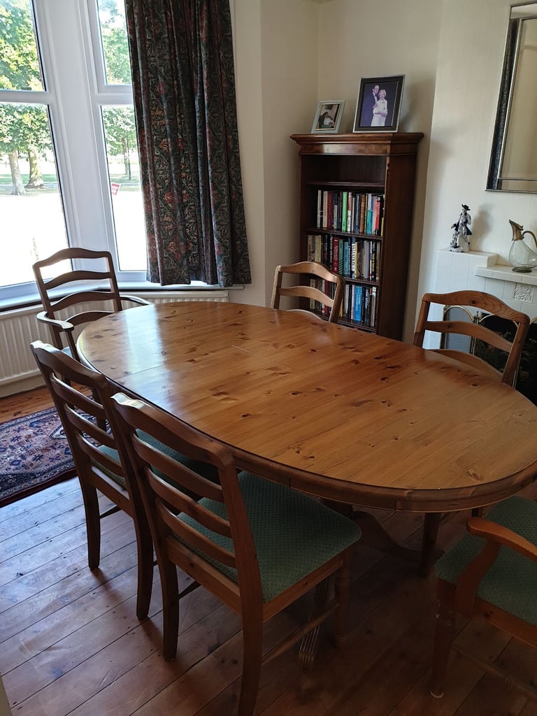 Pine Dining Table with 6 Chairs
