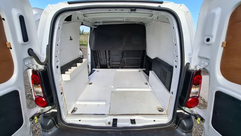 Citroen, BERLINGO, Panel Van, 2018, Manual, 1560 (cc)