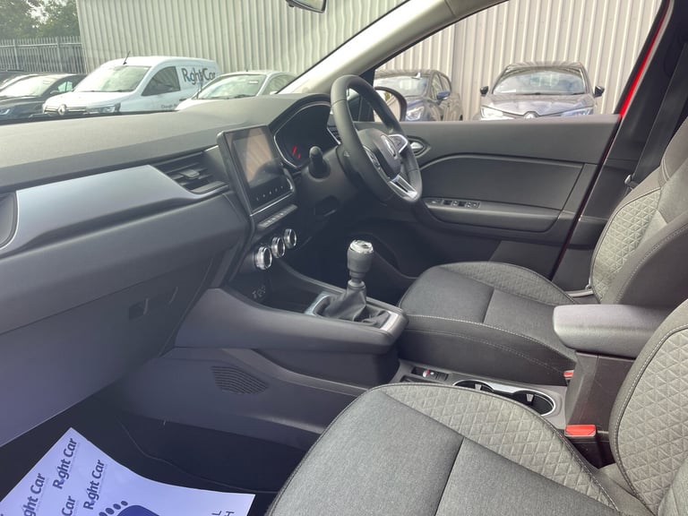 2022 Renault Captur 1.0 Tce Iconic Edition SUV/Crossover Petrol Manual