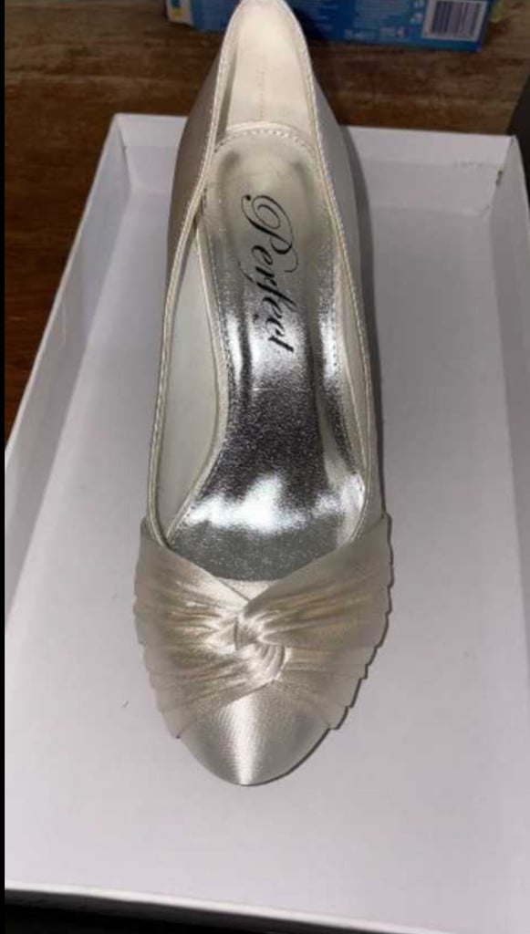 image for Shoes For Sale! Never Be Worn!