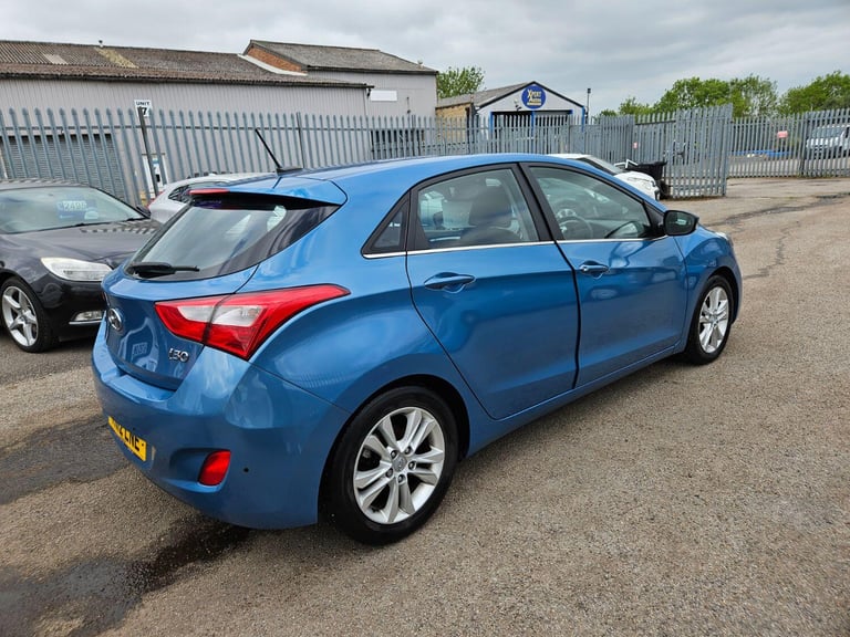 HYUNDAI I30 1.6 CRDi Blue Drive Style Nav 2012