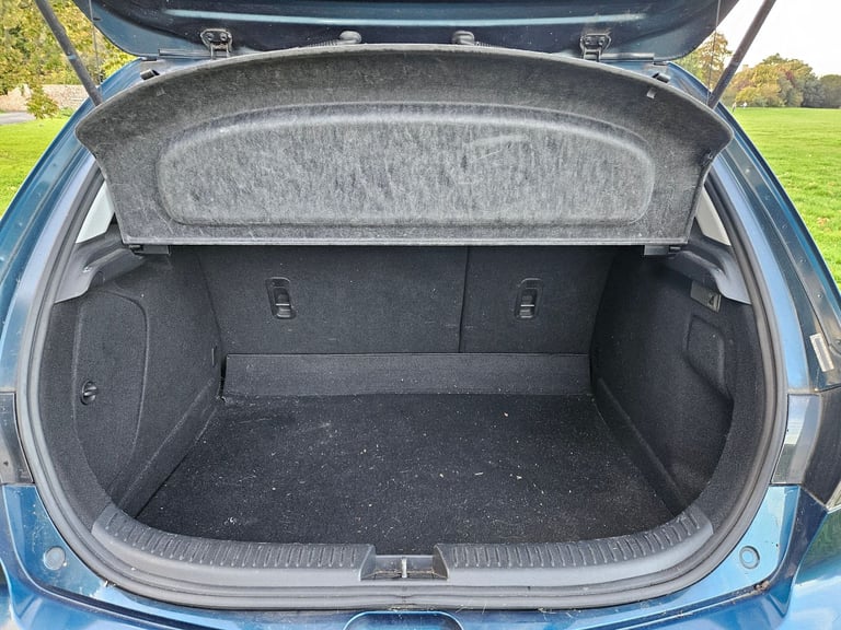 2007 MAZDA 3 1.4, LONG MOT, 1 FORMER OWNER, ECONOMICAL, NICE DRIVE,  VERY GOOD CONDITION 