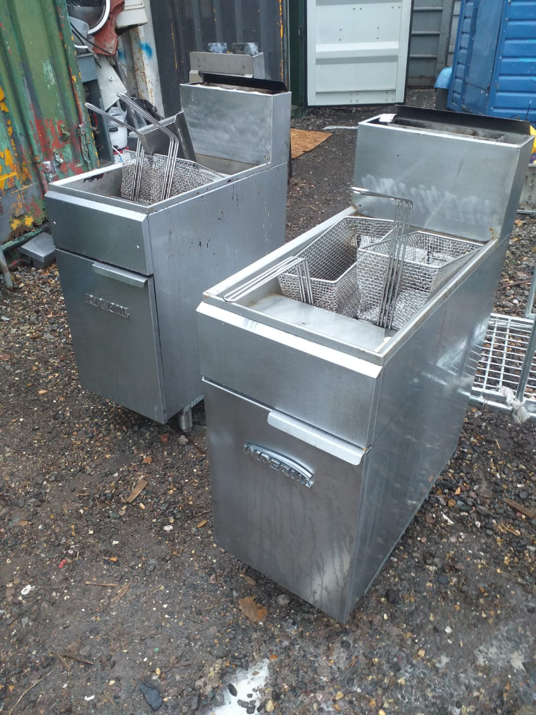 Commercial catering equipment restaurant kitchen trailer items 