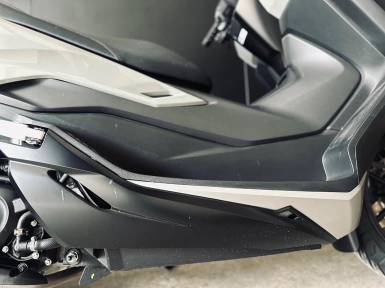 STUNNING ONE OWNER 2024/24 HONDA FORZA 350 SCOOTER