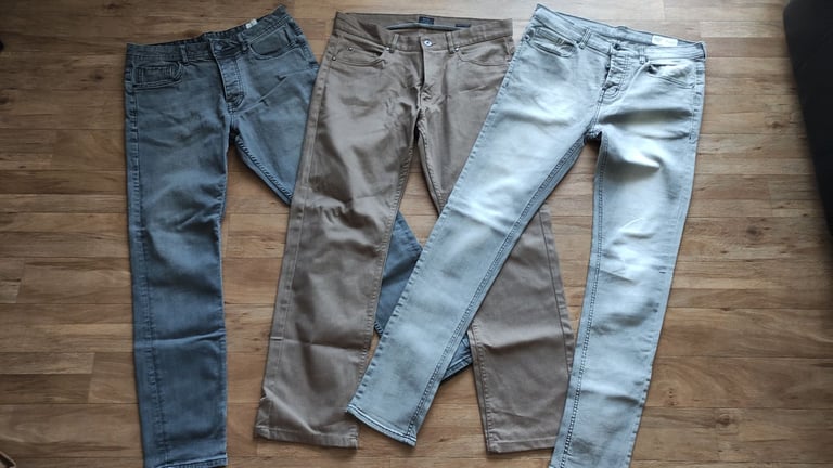 Lot of 5 Pairs Men’s Jeans & Pants Size 32 