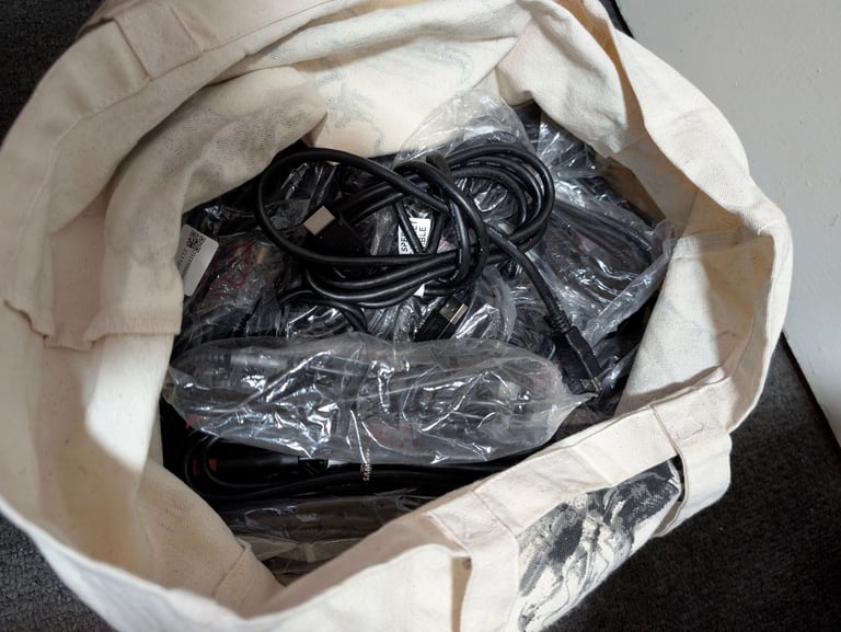 image for Job lot of 50 HD cables