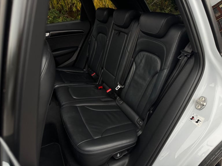  Audi Q5 2.0 TDI S line Plus Special Edition S Tronic quattro Euro 6 (s/s) 5dr Diesel Automatic