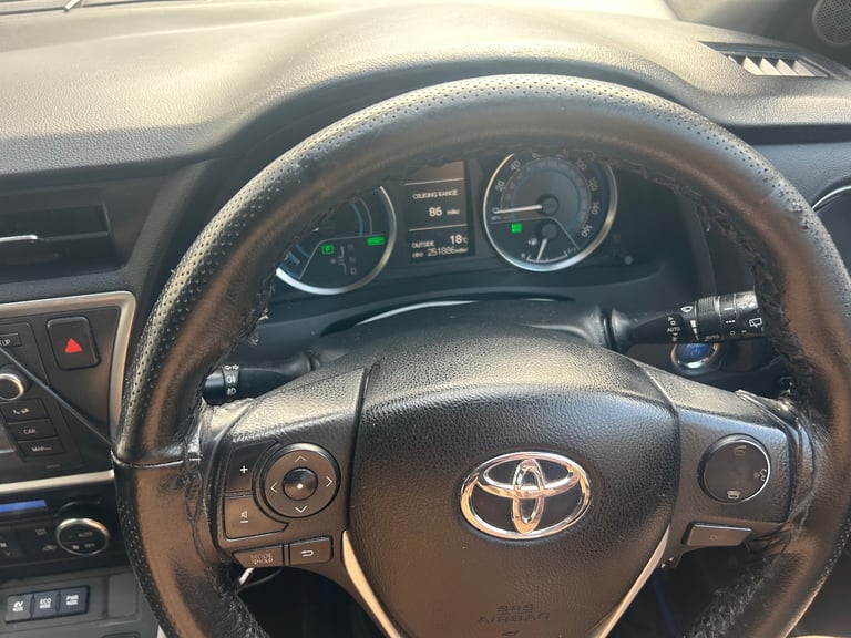 Toyota, AURIS, Estate, 2014, Other, 1798 (cc), 5 doors
