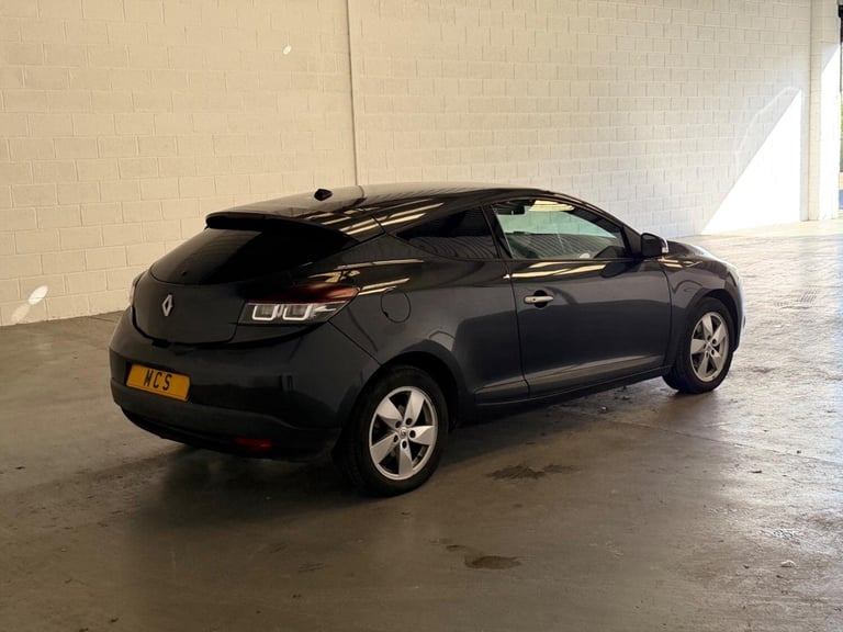 2012 Renault Megane 1.6 16V Dynamique TomTom Euro 5 3dr COUPE Petrol Manual