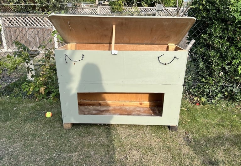 Guinea Pig Rabbit Small Pets Bundle All very good condition