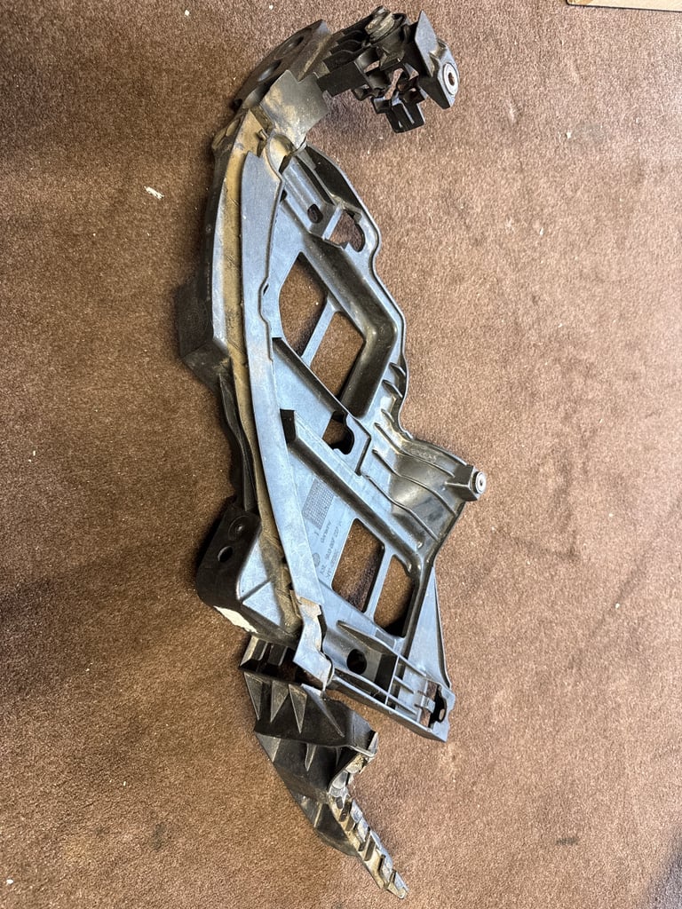 MK6 Golf Headlight Bracket
