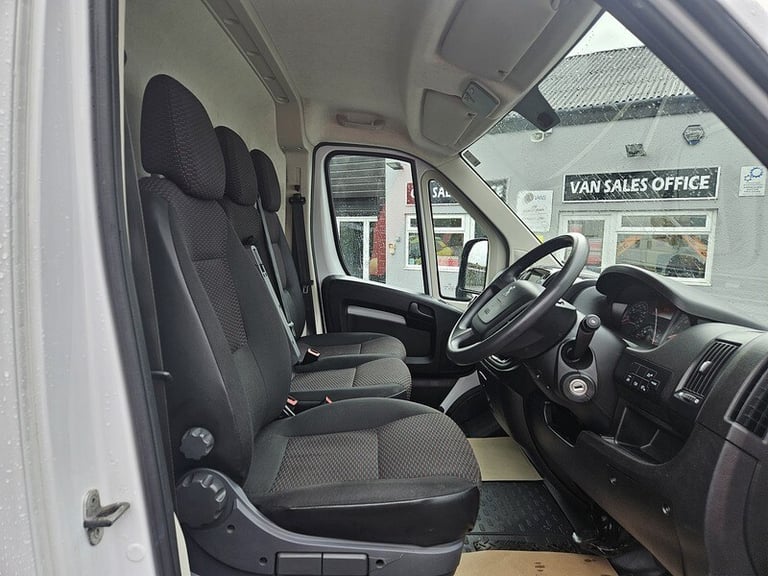 2021 Peugeot Boxer BlueHDi 335 Professional L3H2 Euro 6 140ps Panel Van Diesel Manual