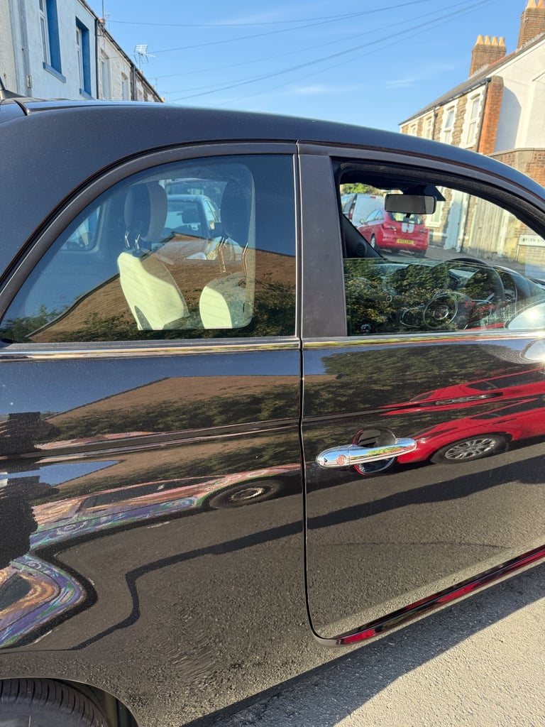 Fiat 500 hybrid, low mileage 72 reg 