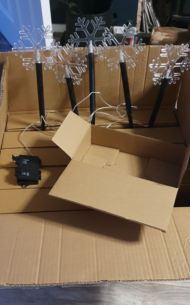 20x 5 PACK SNOWFLAKE GARDEN LIGHTS 