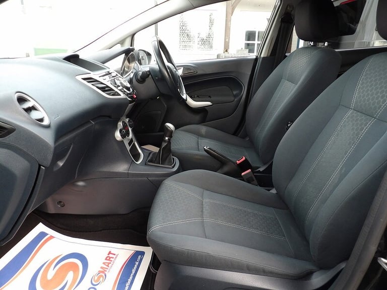 2012 Ford Fiesta Titanium Hatchback Petrol Manual