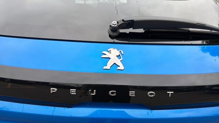 2025 Peugeot 208 50kWh Active Premium + Hatchback 5dr Electric Auto (7.4kW Charger) (136 ps) Hatc...