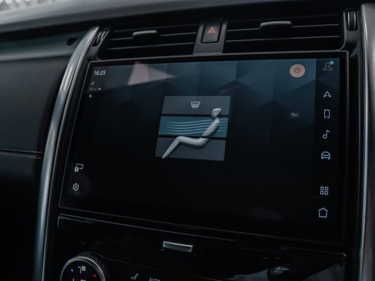 2021 Land Rover Discovery 3.0 D300 R-Dynamic HSE 5dr Auto Station Wagon Diesel Automatic