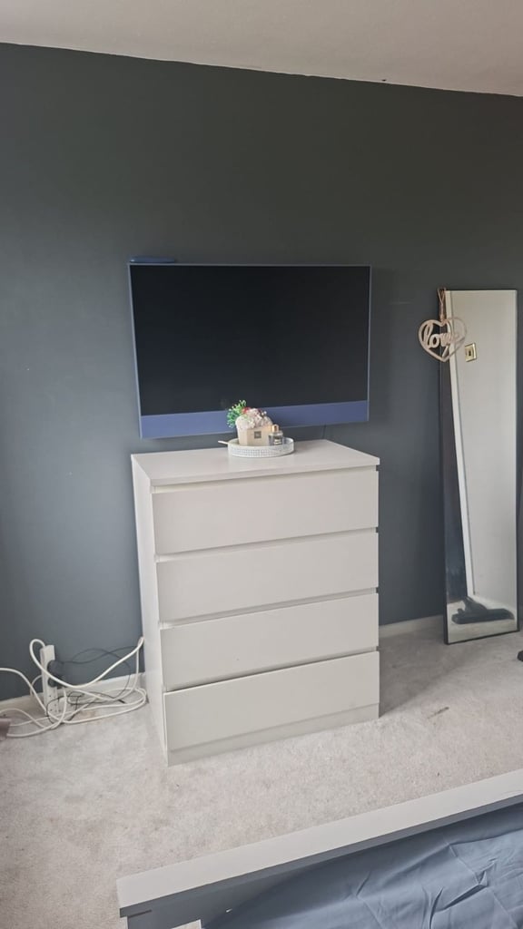 (Only one other tenant) ALL BILLS INCLUDED! ..DOUBLE Room in Woolwich, SE18 3SJ for £795pcm