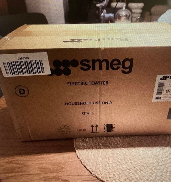 image for Smeg 50's Style 4-Slice Toaster Brand New 