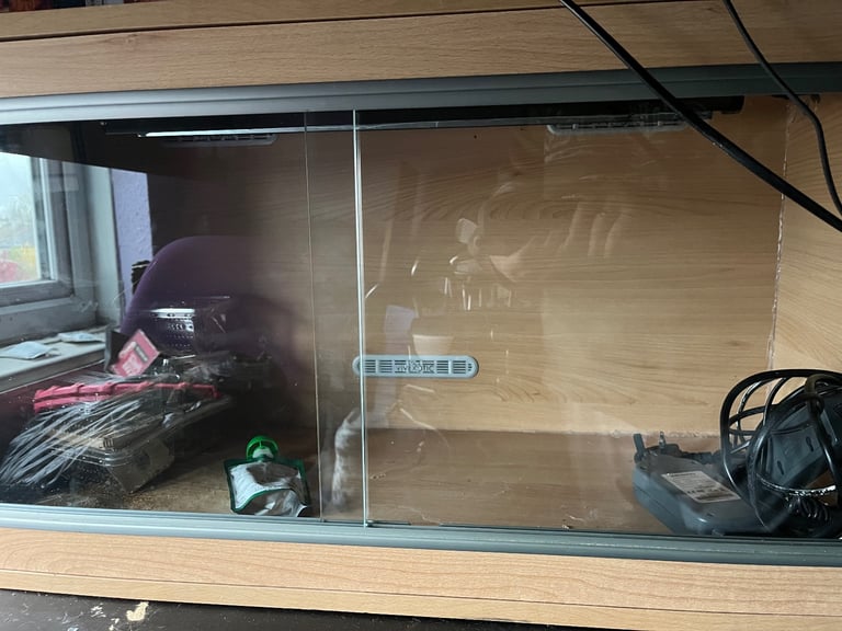 3 or 4ft vivarium