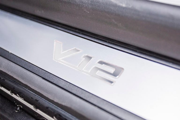 BMW 760Li High-Security VR7/9 Armoured Car