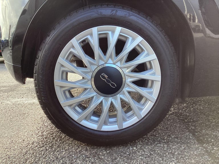  Fiat 500 1.0 MHEV Dolcevita Hatchback 3dr Petrol Manual Euro 6 (s/s) (70 bhp) Petrol Manual