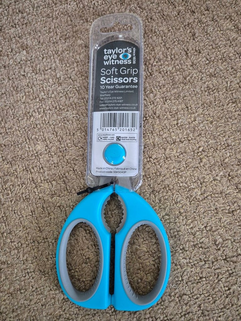 image for Taylor's Eye Witness Soft Grip Scissors - brand new