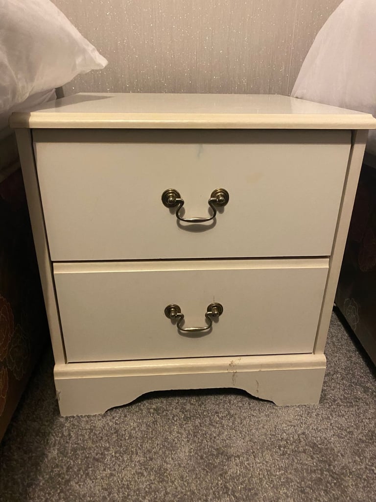 image for 2 x Bedside Units £10 for 2