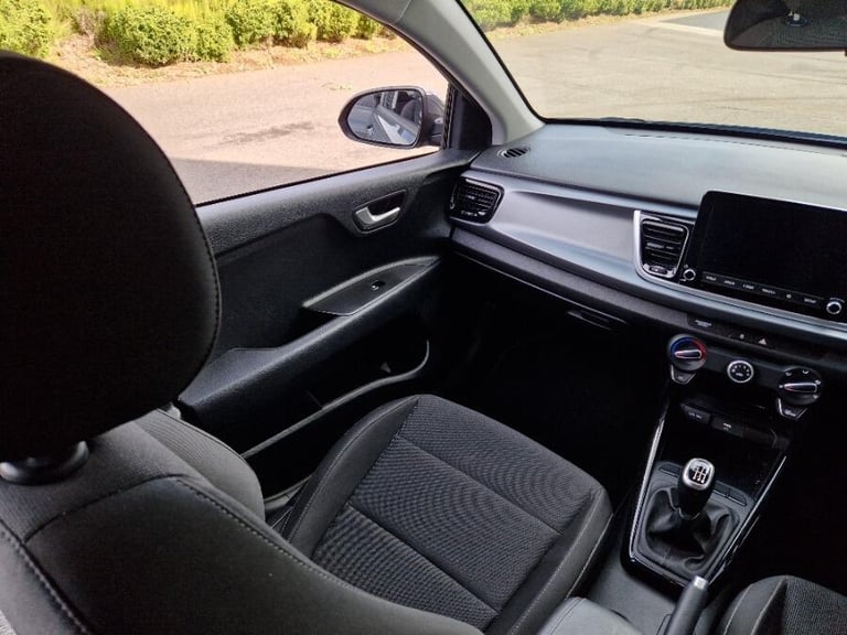  Kia Rio 1.0 T-GDi 2 Hatchback 5dr Petrol Manual Euro 6 (s/s) (99 bhp) Petrol Manual