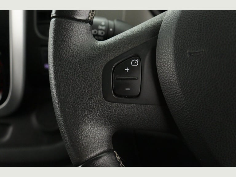 2019 Renault Trafic SL27 ENERGY dCi 125 Sport Nav Crew Van WINDOW VAN DIESEL Manual