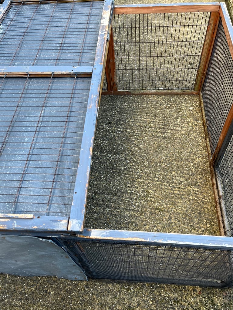 FREE Rabbit / guinea pig run 
