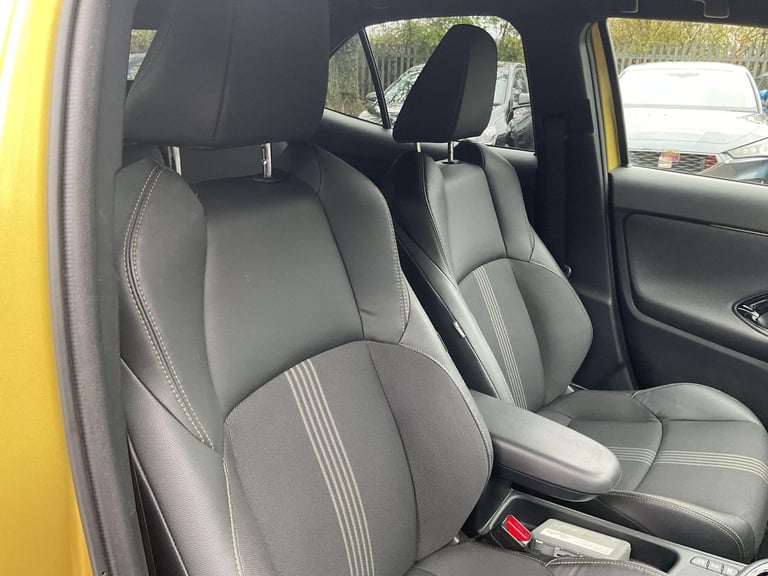  Toyota Yaris Cross 1.5 VVT-h Dynamic SUV 5dr Petrol Hybrid E-CVT Euro 6 (s/s) (116 ps) Petrol/El...