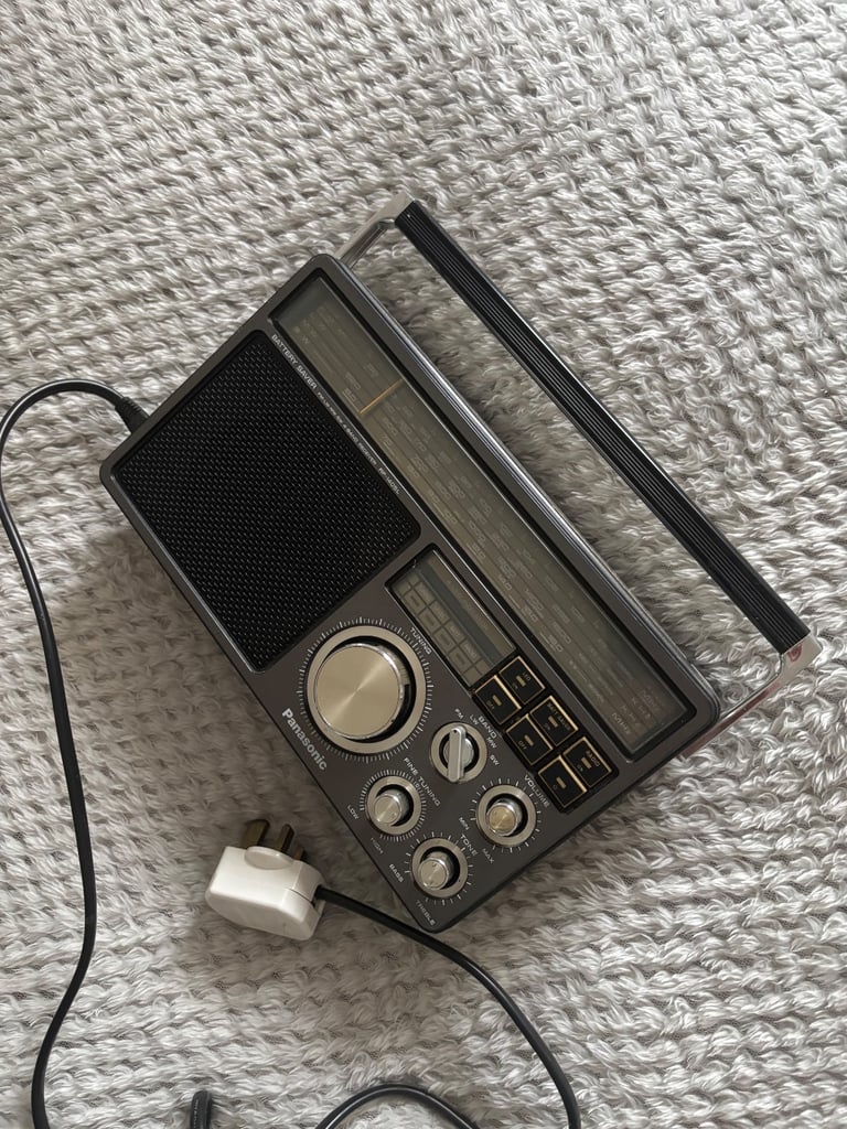 image for  Vintage Panasonic RF-1405 Radio