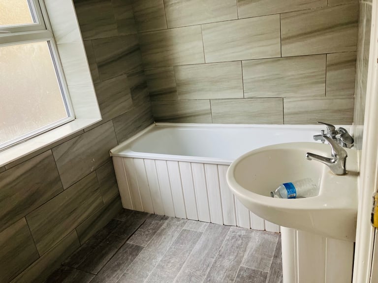 2 Bedroom Flat to rent E13 Plaistow Two bedroom