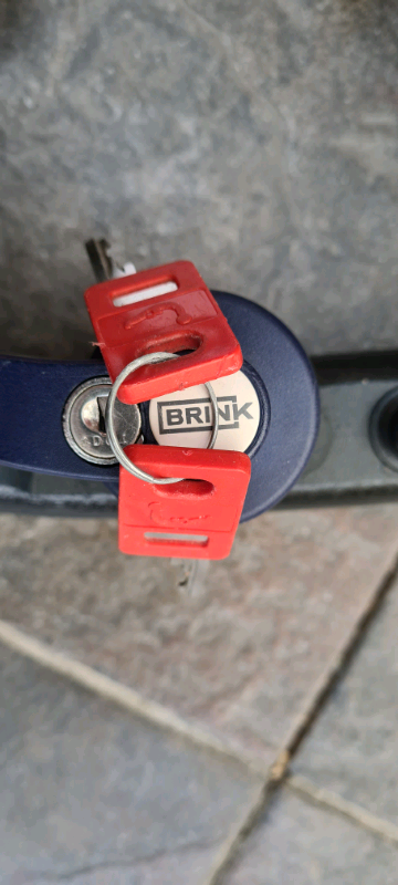 Brink branded tow ball set.