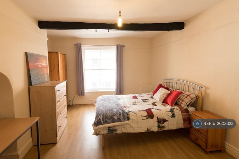 6 bedroom house in Burscough Street, Ormskirk, L39 (6 bed) (#2603323)