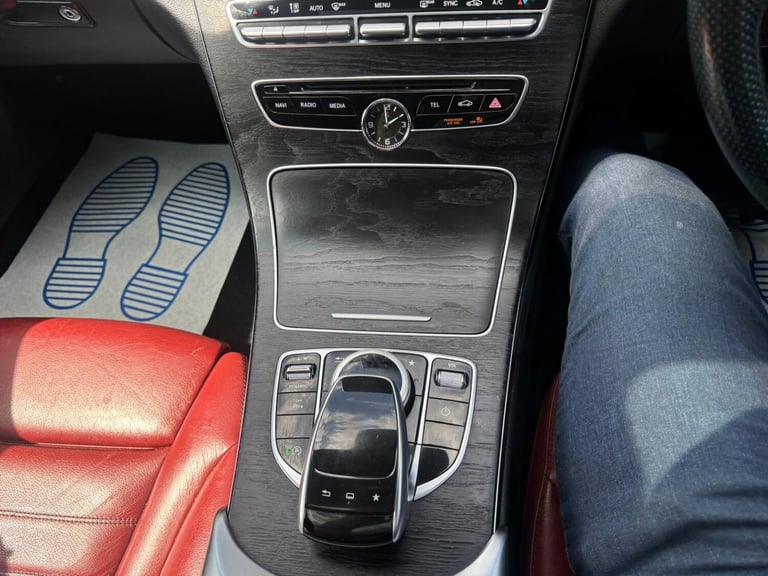 MERCEDES-BENZ C CLASS 2.1 C220d AMG Line 2016