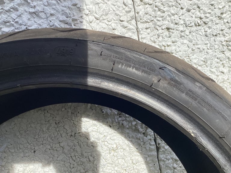 Dunlop Roadsmart 180/55/ZR 17