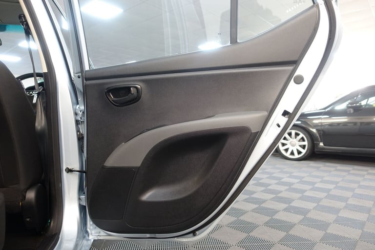 2012 Hyundai i10 1.2 Active 5dr HATCHBACK PETROL Manual