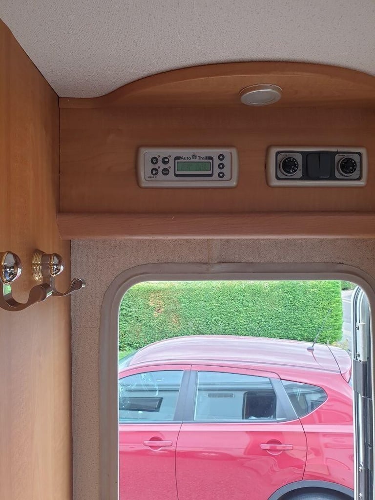 2003 Auto-Trail Arapaho SE