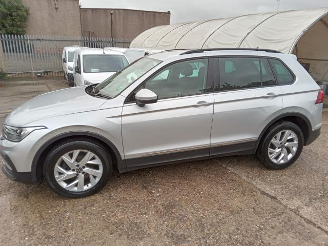 2022 Volkswagen Tiguan 1.5 Tsi 150 Life 5Dr Dsg SUV Petrol Automatic