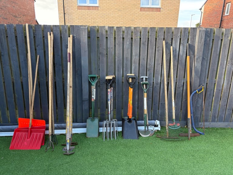 image for Job lot of tools for sale £1