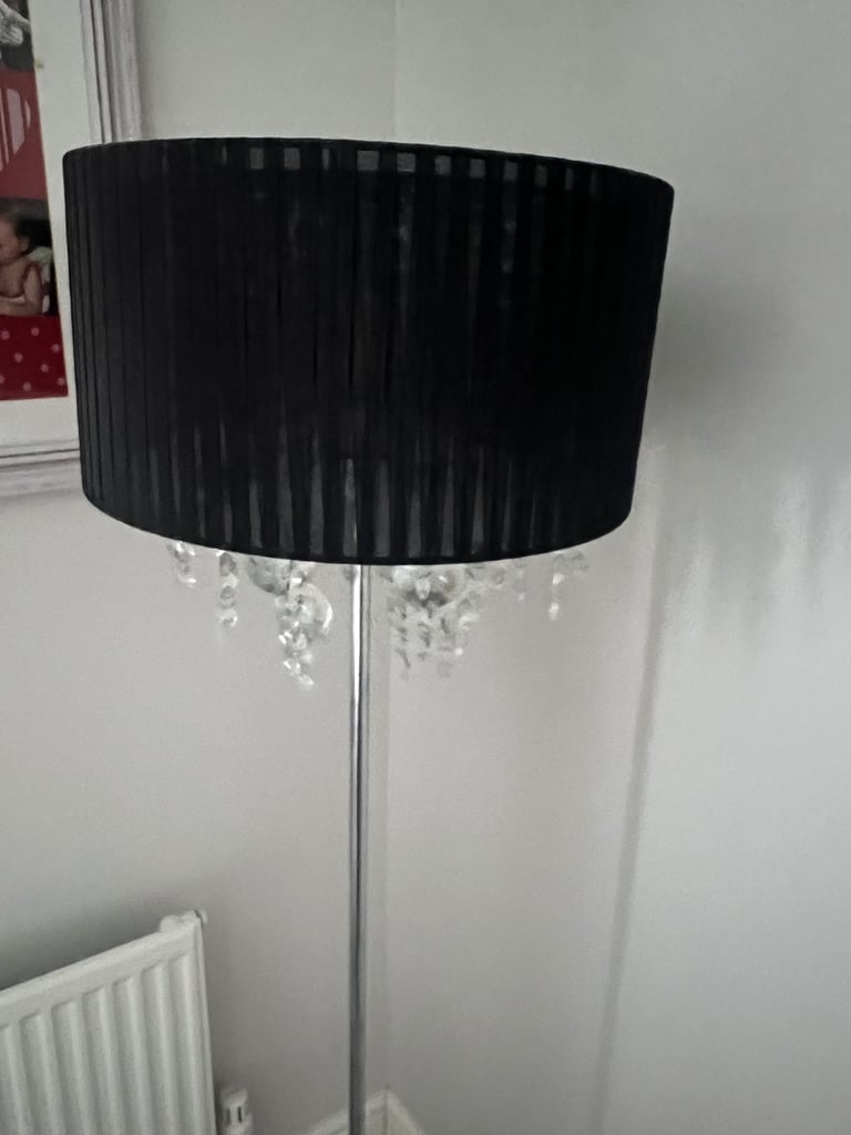 Black and crystal floor lamp 