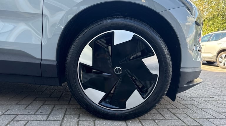 2025 Volvo EX30 Plus, Twin Motor Performance, Electric Estate Electric Automatic